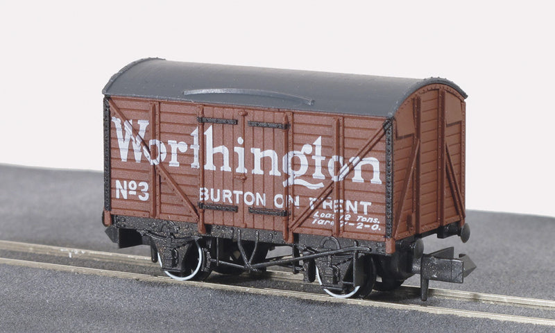Peco N NR-P130 10ft Standard Box Van Worthington Brown