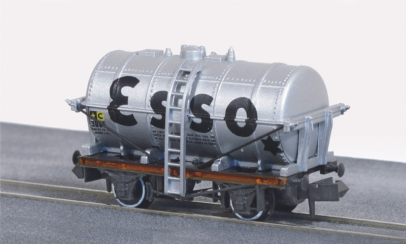 Peco N NR-P161 Esso Petrol Tank Wagon