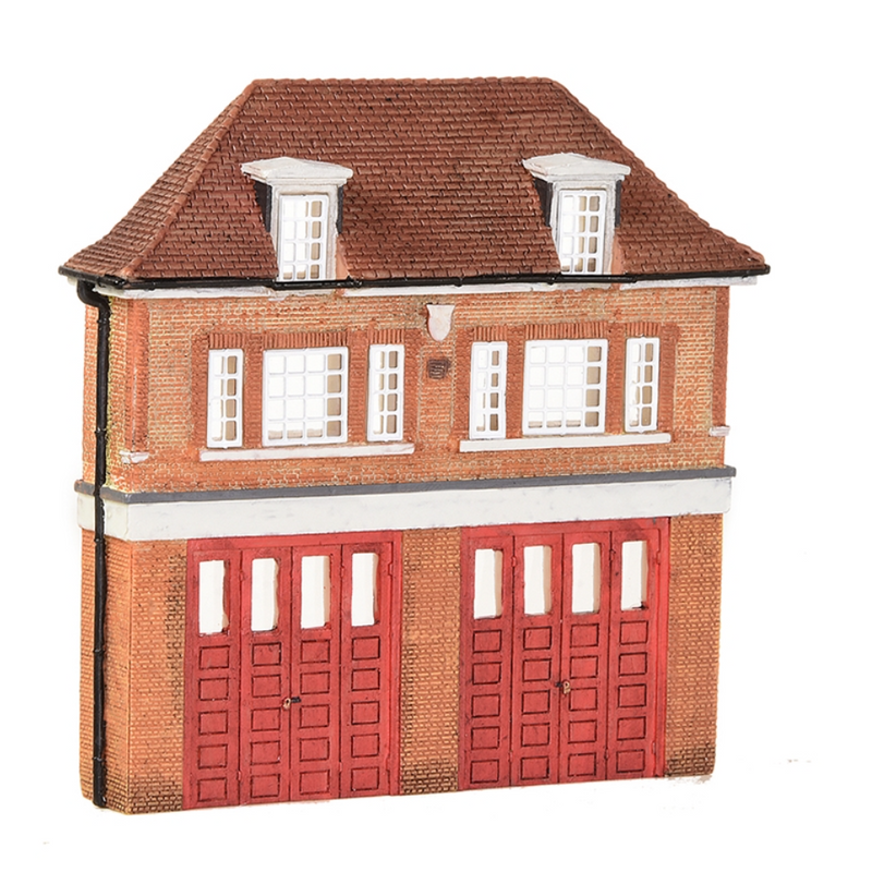 Graham Farish N Low Relief Fire Station - 42-240